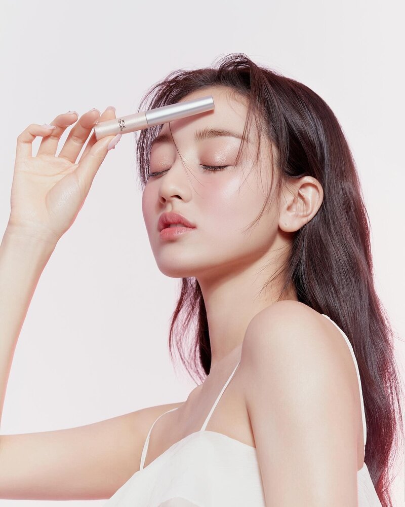 Jihyo for MILK TOUCH - "Blooming Sea Jewelry" documents 4