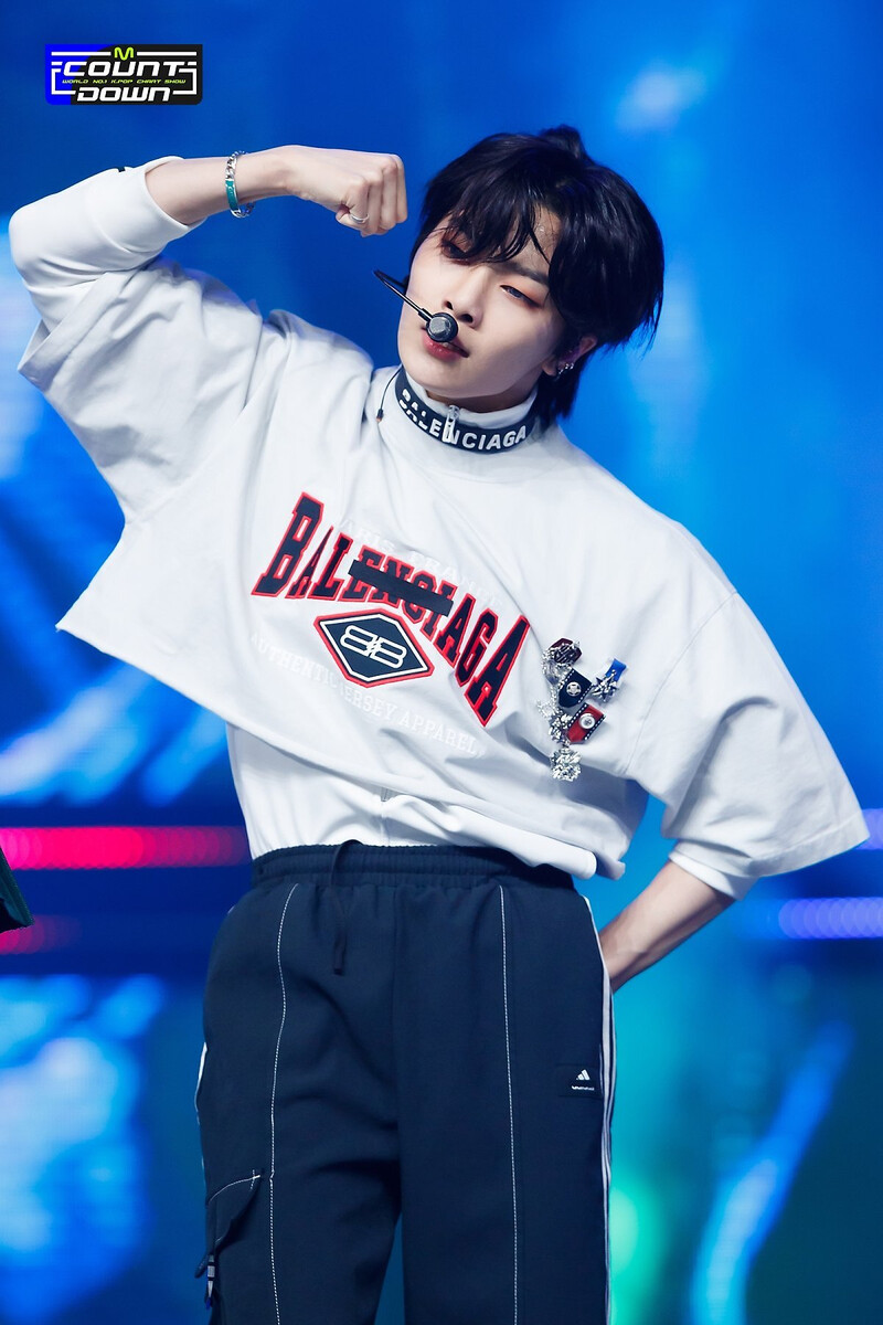 220407 I.N- STRAY KIDS 'MANIAC' at M COUNTDOWN documents 4