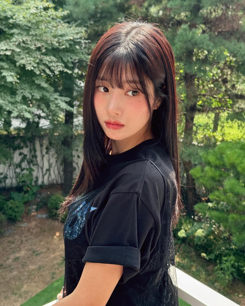 241010 Kwon Eunbi Instagram update documents 1