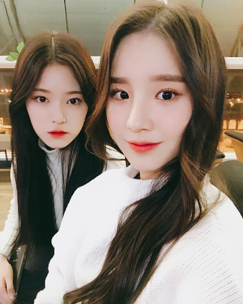 211115 Heejin Instagram Update documents 7