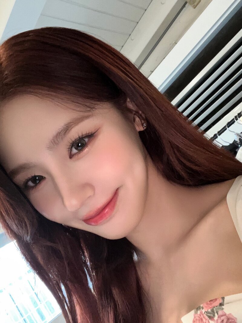 240301 - (G)I-DLE Twitter Update with MIYEON documents 1