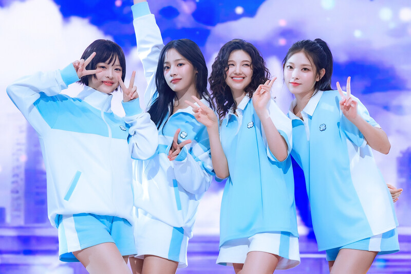 240526 NewJeans - ‘How Sweet’ & ‘Bubble Gum’ at Inkigayo documents 9