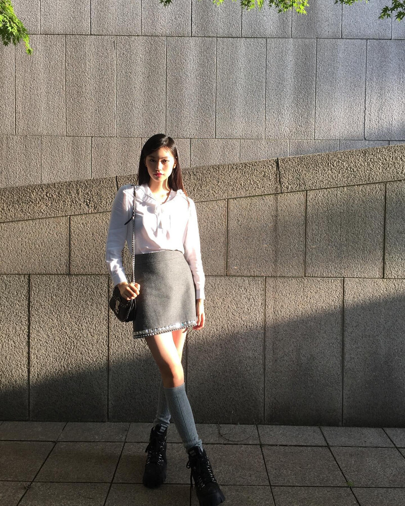 211005 Doyeon Instagram Update documents 3