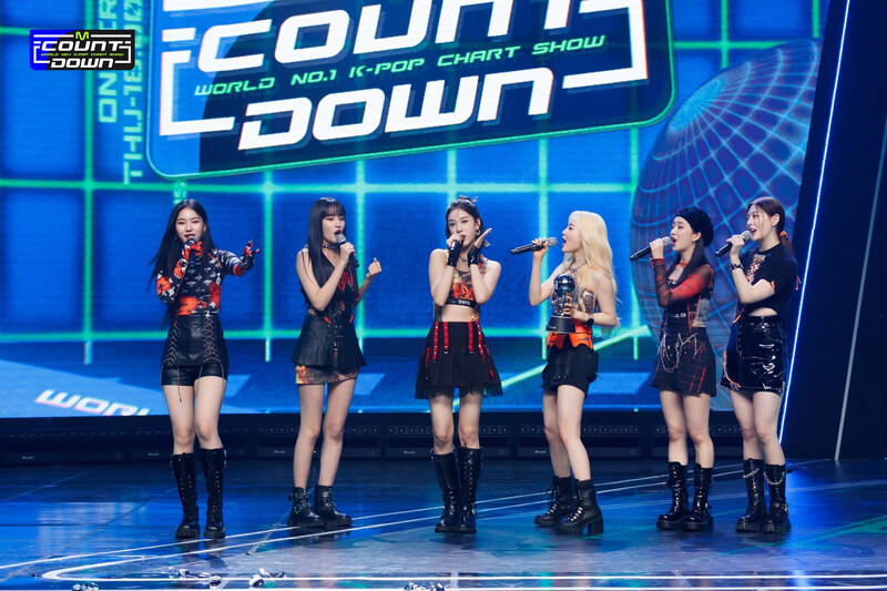 220317 STAYC - 'RUN2U' + #1 Encore Stage at M Countdown documents 12