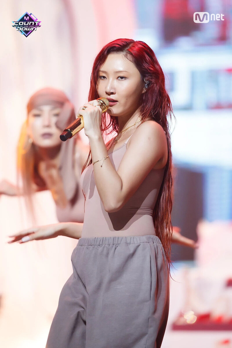 200702 MAMAMOO's Hwa Sa - "Intro : Nobody else" and "Maria" at Mnet M Countdown - Naver Update documents 6