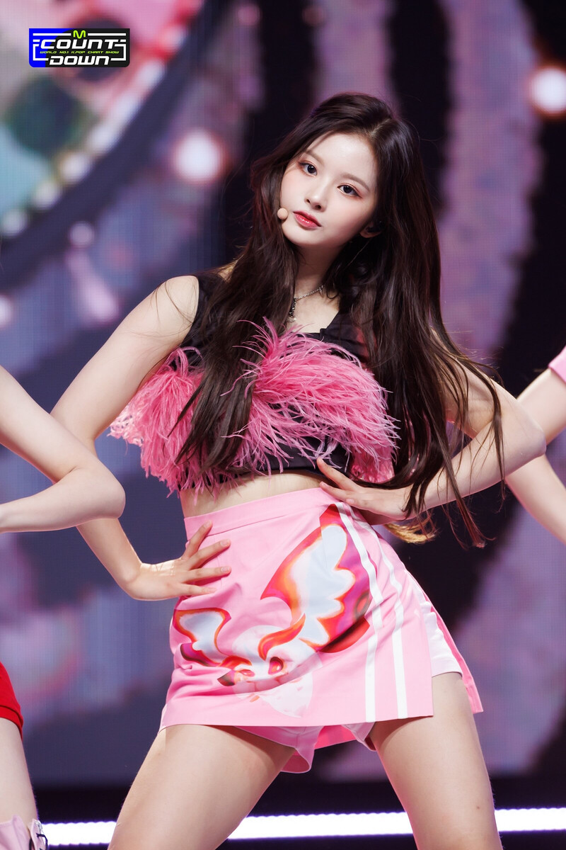 221006 NMIXX Sullyoon - 'DICE' at M COUNTDOWN documents 8