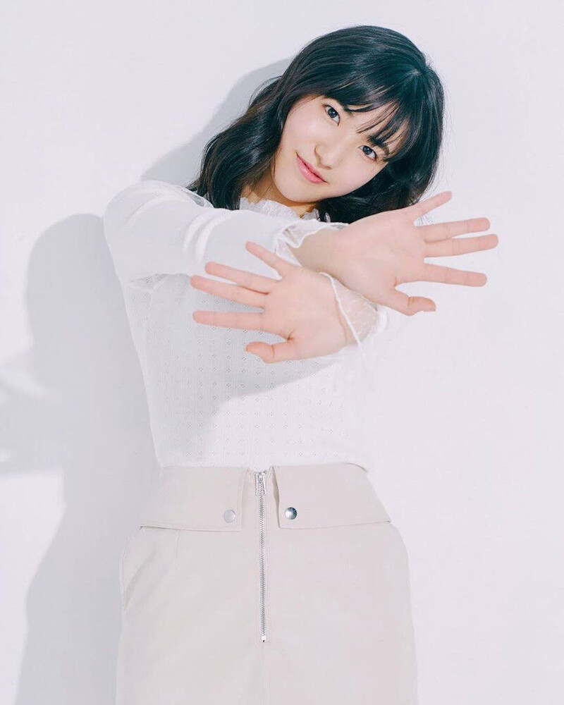 Shitao Miu for Shee Three Magazine April 2019 issue documents 1