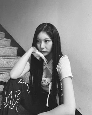 221021 Lee Chaeyeon Instagram Update