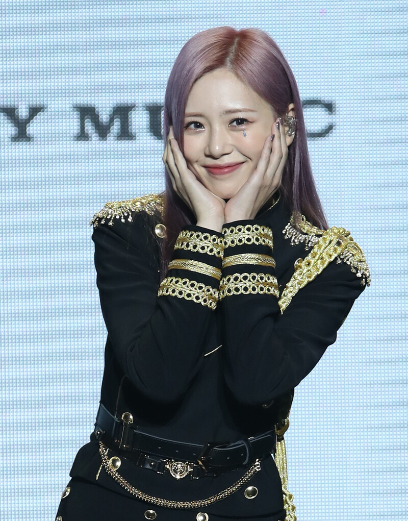 221011 Dreamcatcher Jiu - 'Apocalypse: Follow Us' Press Showcase documents 4