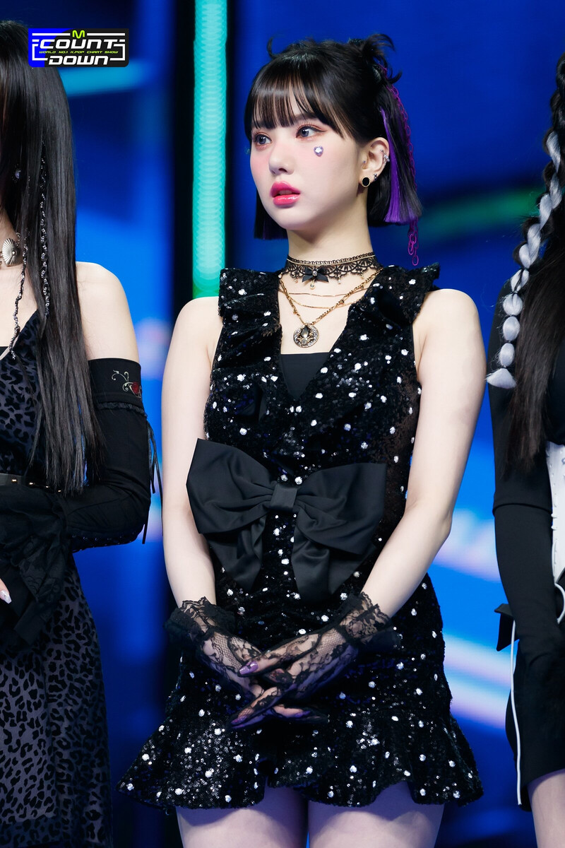 220217 VIVIZ - 'BOP BOP!' + Encore Stage at M Countdown documents 14