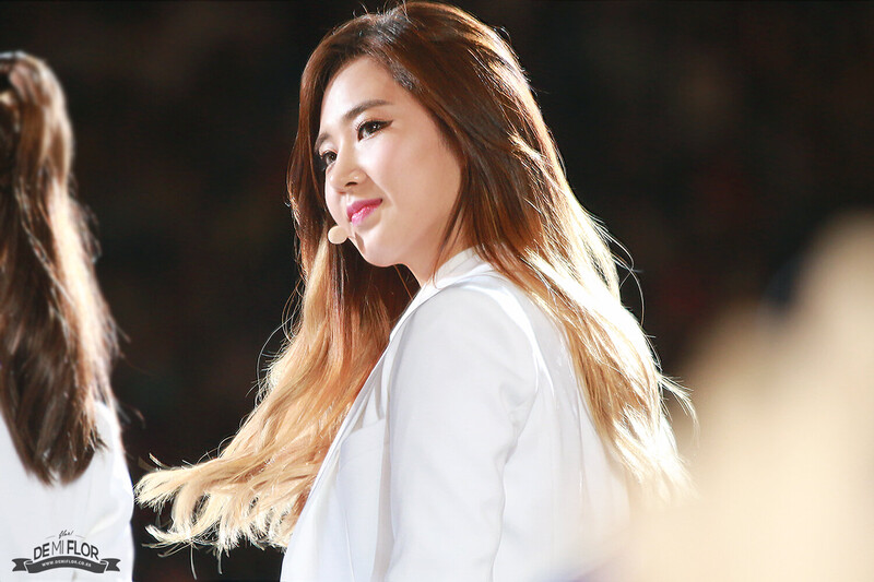 140322 Girls' Generation Yuri at HEC Korea Festival documents 12