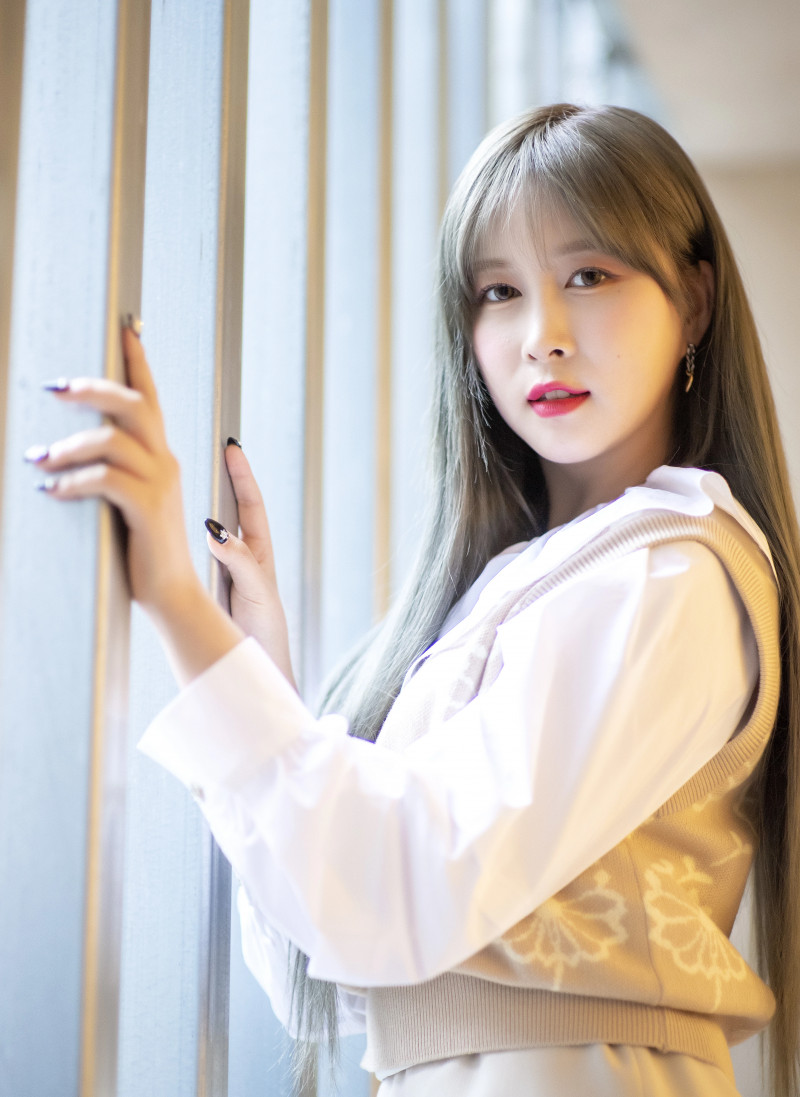 210406 Osen: Star Road Photoshoot - WJSN Dayoung documents 3