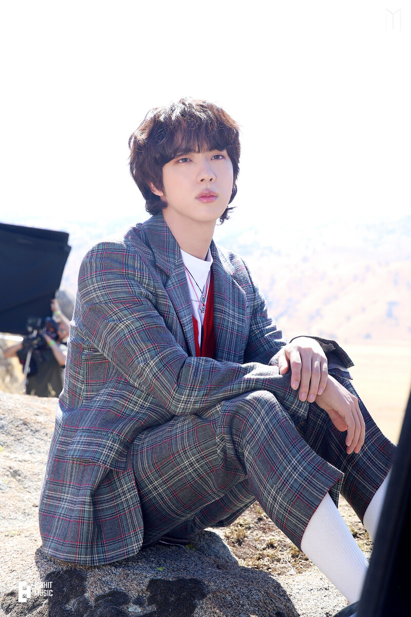 221110 BTS Jin ‘The Astronaut’ MV Photo Sketch documents 4