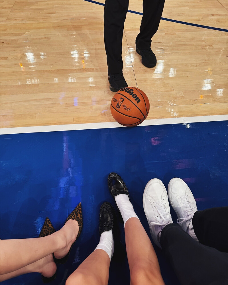 241014 - ROSÉ SNS Updates - at Madison Square Garden for New York Knicks documents 7