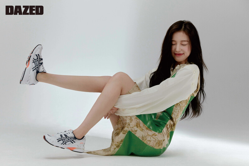 OH MY GIRL Arin for Dazed Korea Magazine March 2021 documents 2