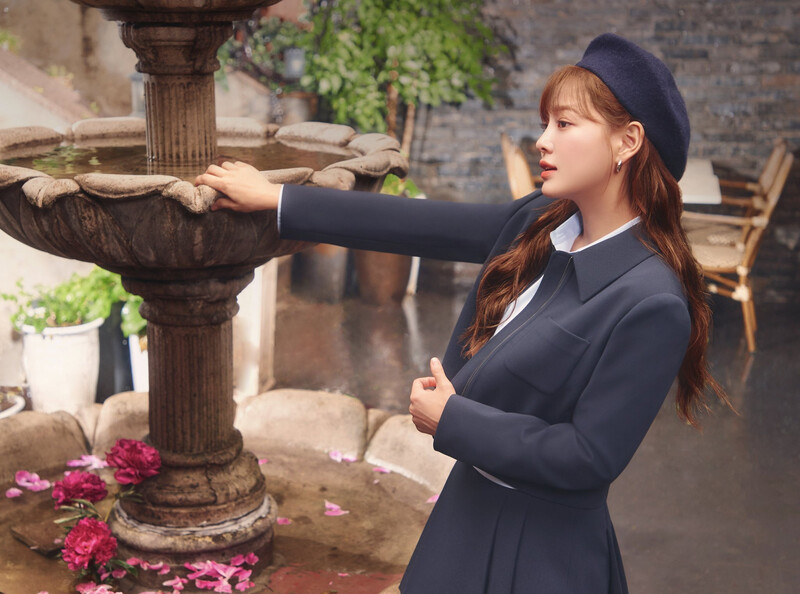 Sejeong for Roem 2022 Fall Collection - Moments in Romantic Garden documents 1