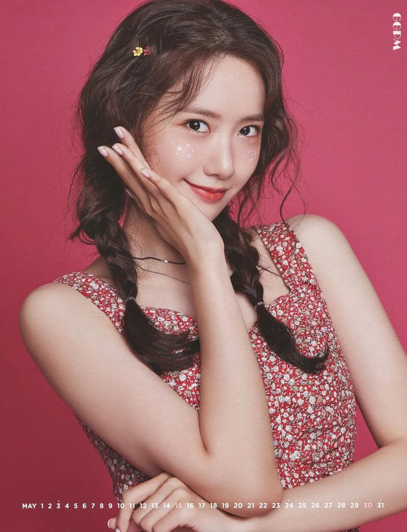 YOONA SEASON'S GREETINGS 2020 'Desk Calendar' [GGPM]-Scan01 (Preview).jpg