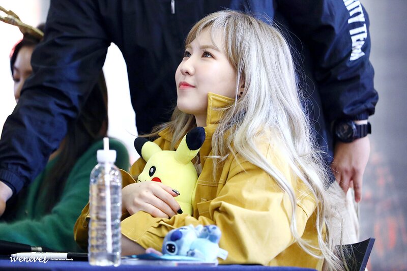 171123 Red Velvet Wendy at FanSign event documents 9