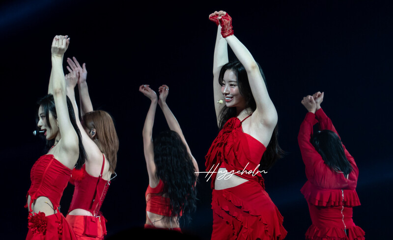 240316 TWICE Dahyun - ‘READY TO BE’ World Tour in Las Vegas documents 2