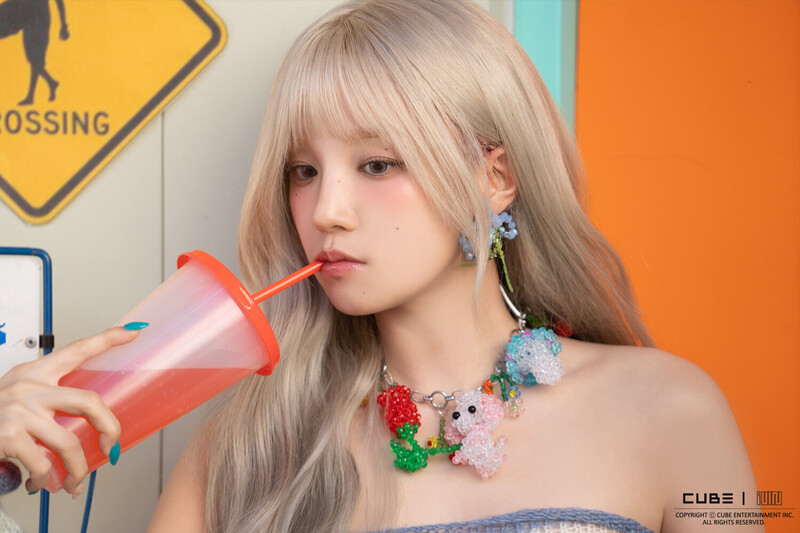 240712 CUBE Entertainment Naver Post with Yuqi - (G)I-DLE 7th Mini Album [I SWAY] Behind the Scenes of the Jacket Shoot documents 16