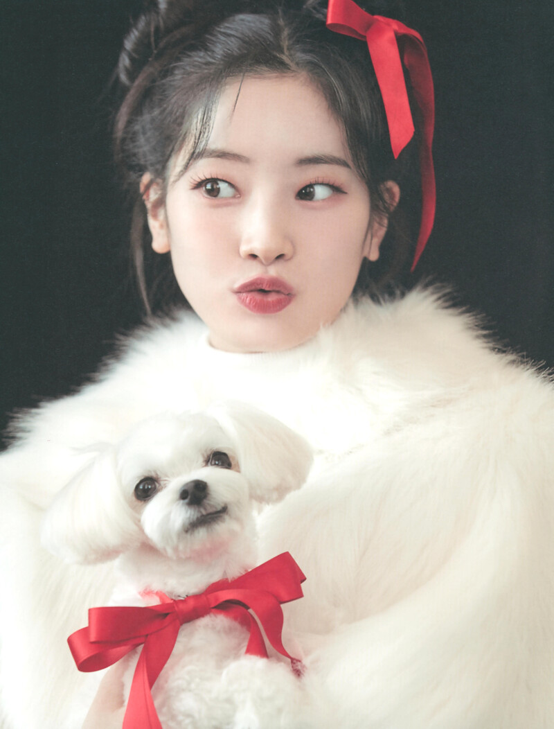 Yes, I am Dahyun Photobook (Scans) documents 15