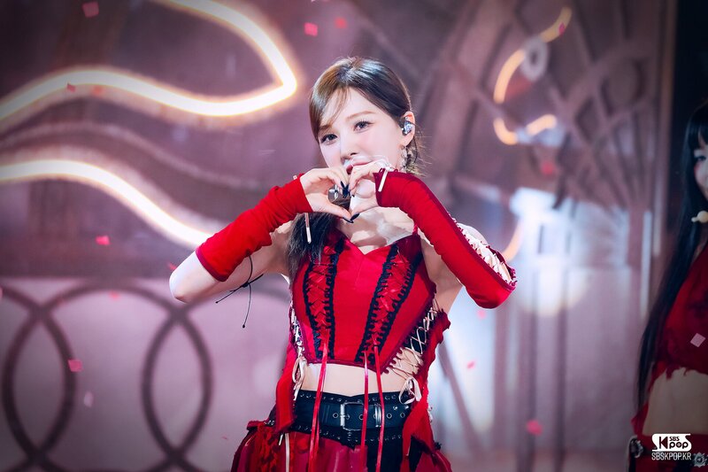 240630 Red Velvet Wendy - 'Cosmic' at Inkigayo documents 2