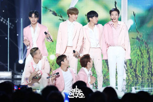 ‪BTOB - Show! Music Core Official Photo‬