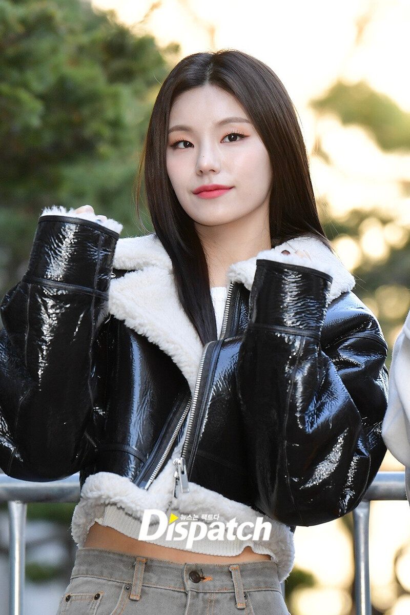 221202 ITZY Yeji - Music Bank Commute documents 5