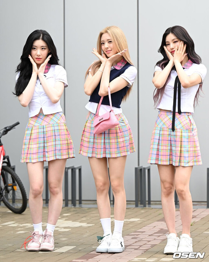 220721 ITZY - Recording for Knowing Bros documents 5