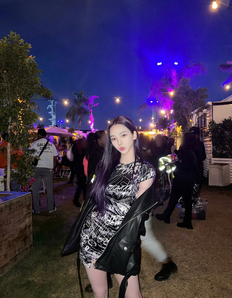 220423 AESPA Twitter Update - Karina at Coachella documents 2