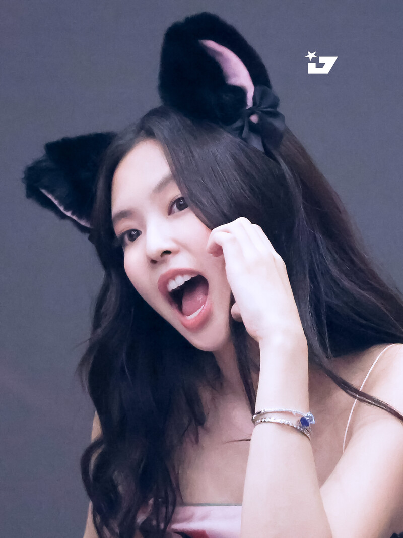 240808 Jennie - BLACKPINK 8th Anniversary  Fansign Event in Seoul documents 3