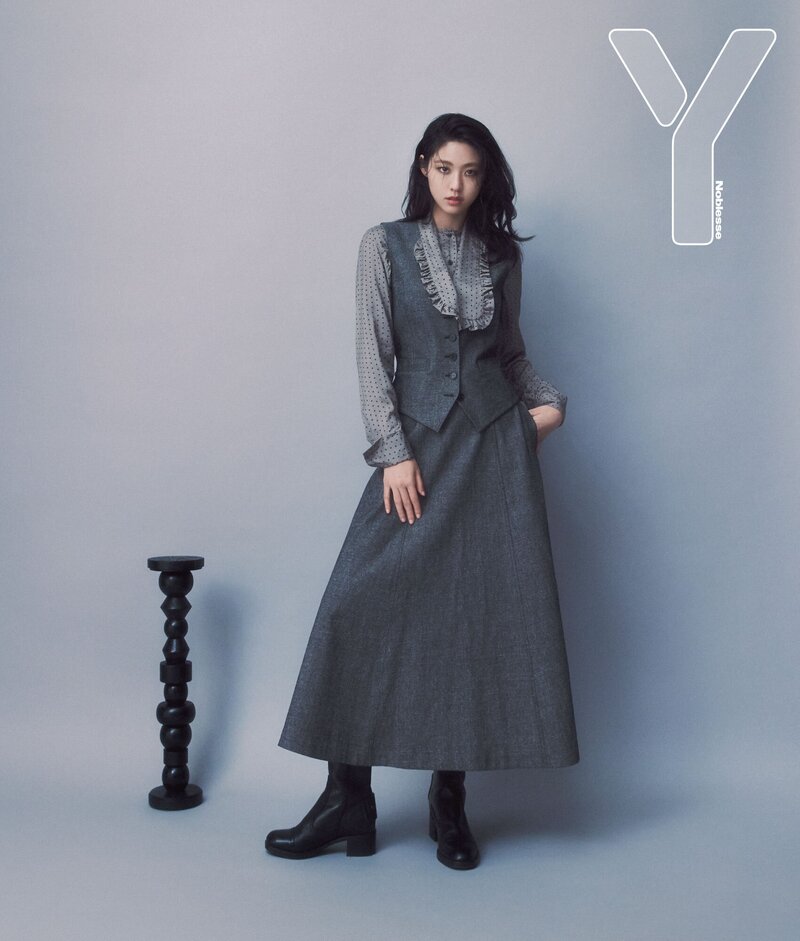 Seolhyun for Y Magazine Issue No.8 documents 6
