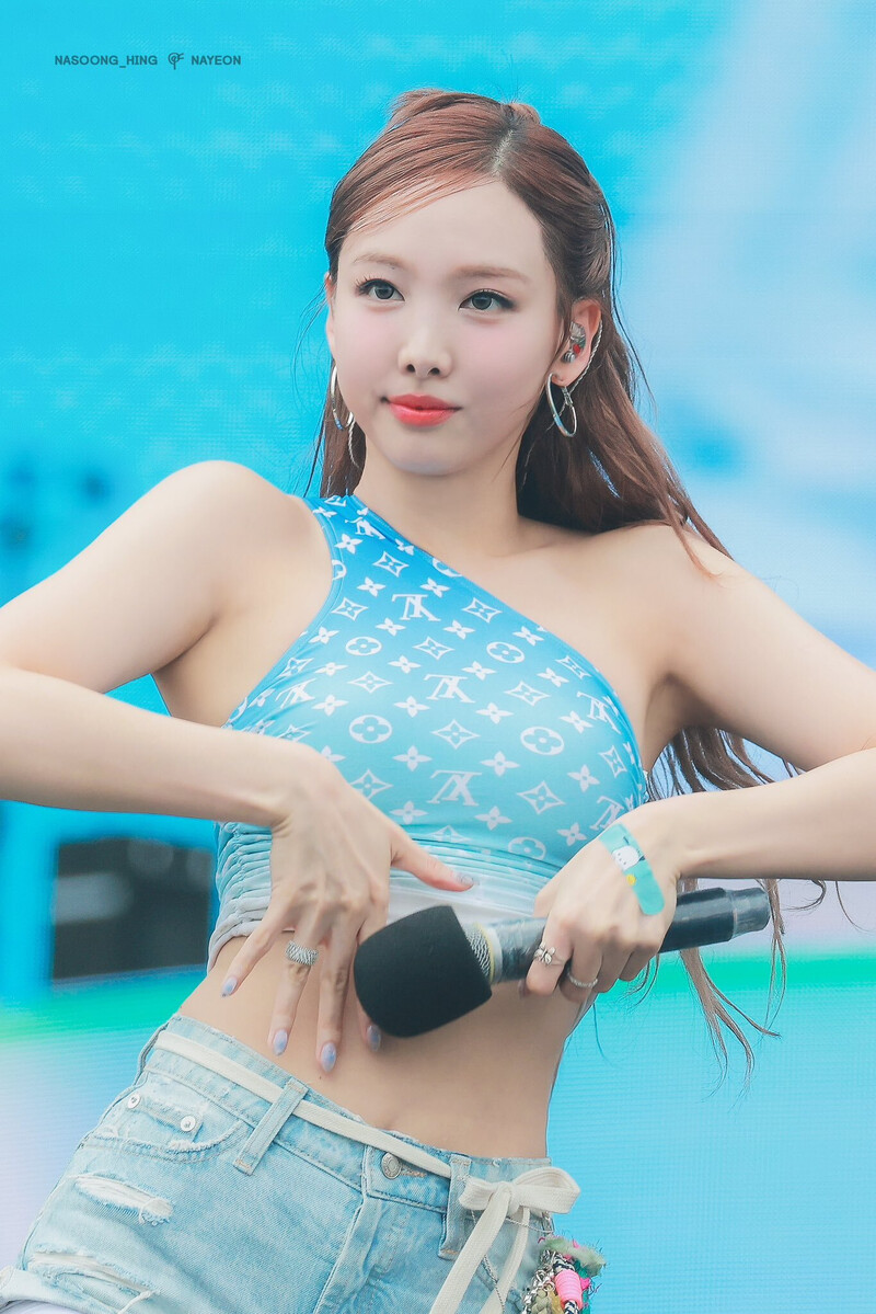 240707 TWICE Nayeon - Waterbomb in Seoul Day 3 documents 3