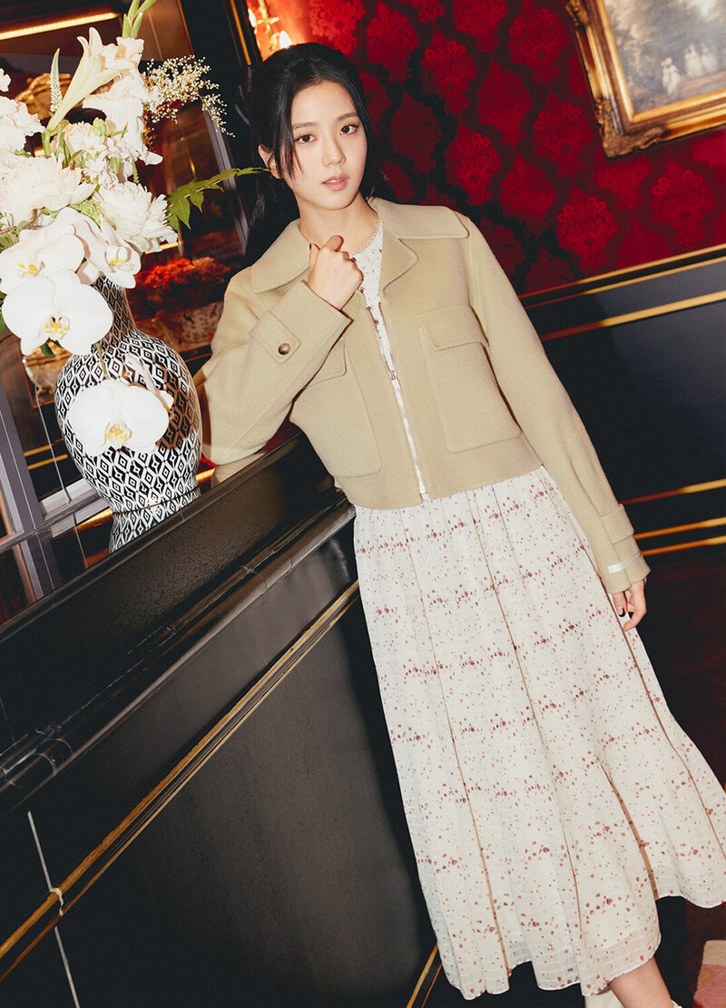 JISOO x itMICHAA 2021 Fall Campaign documents 6