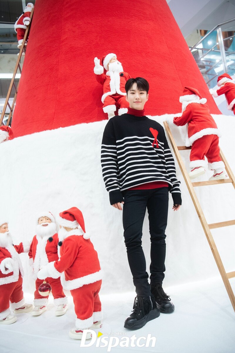 211225 Seventeen Hoshi - Christmas Photoshoot by Dispatch documents 3