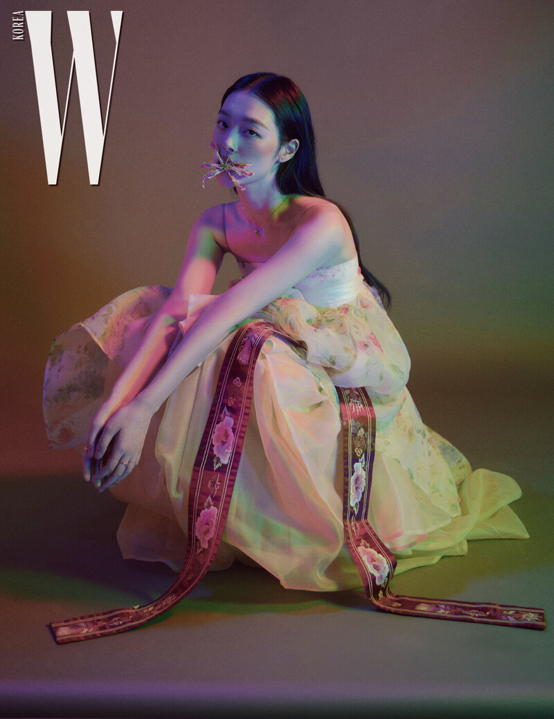 Sulli for W Korea | September 2018 documents 2