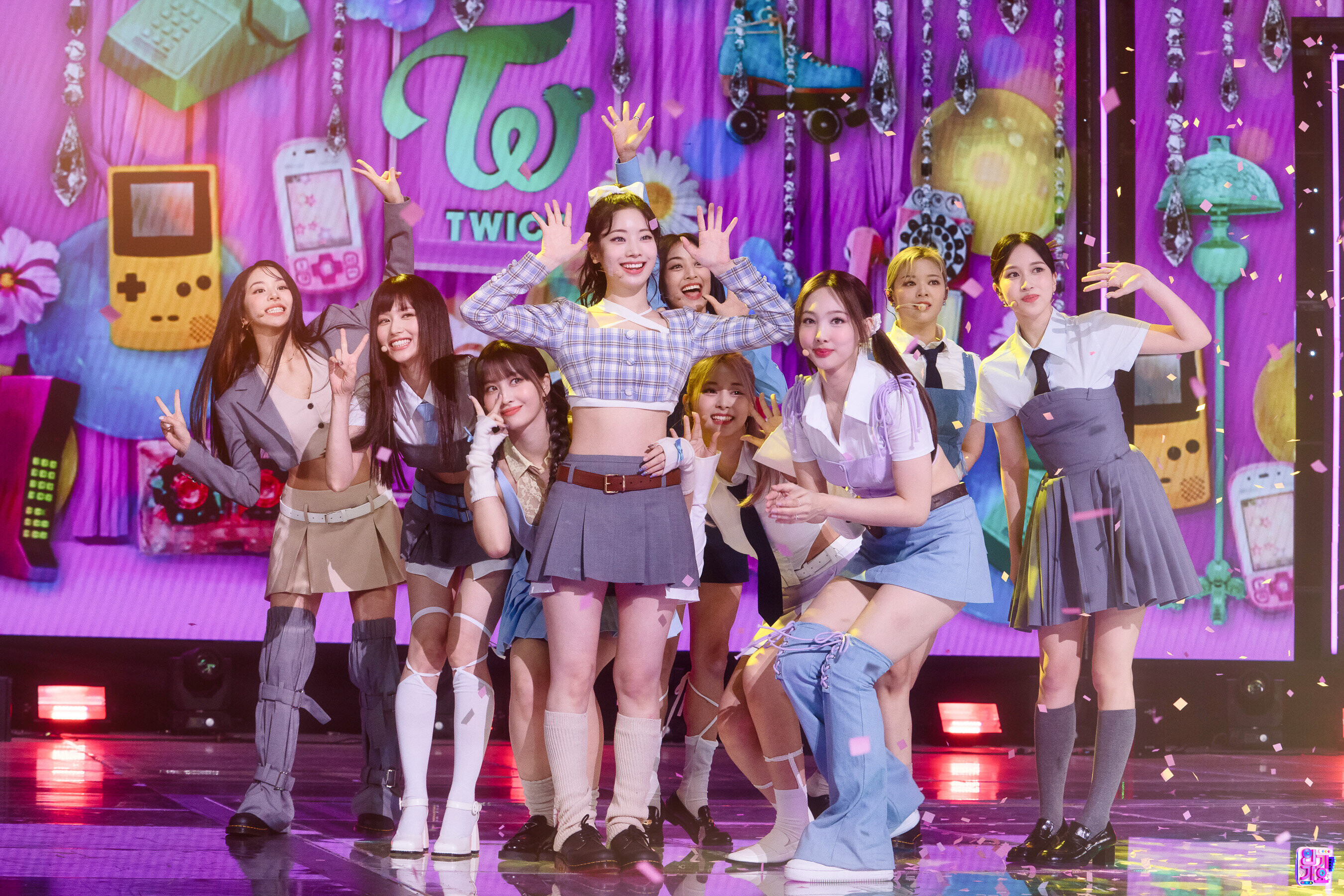 TWICE 'Talk That Talk' Outfits & Fashion Breakdown