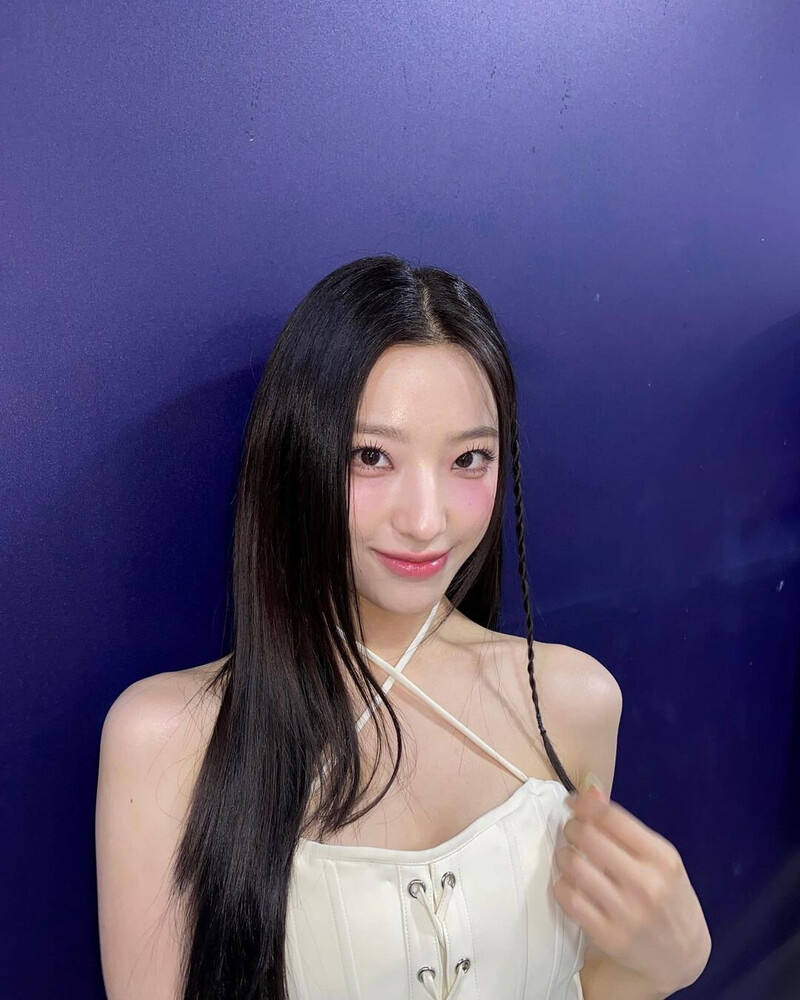 230612 fromis_9 Saerom Instagram Update documents 1