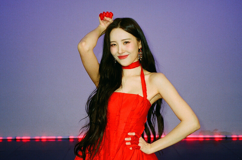 231031 M2 Twitter Update - SUNMI - October Film Camera Photos documents 2