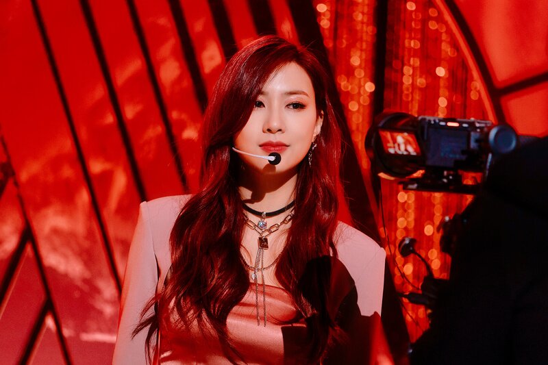 220220 Apink Hayoung - 'Dilemma' at Inkigayo documents 10