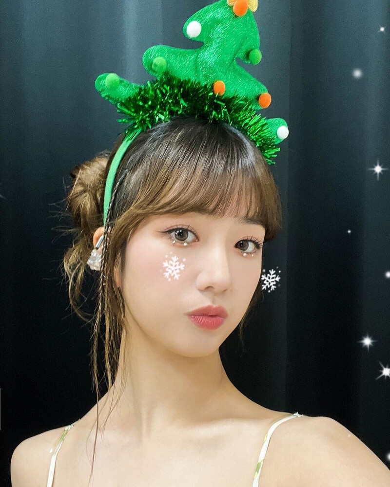 221225 APINK instagram update - Christmas documents 4