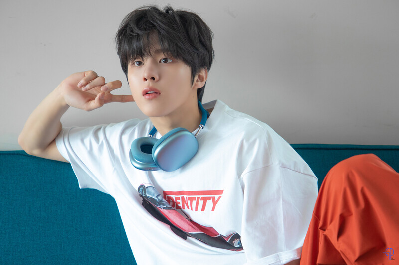 230915 - Naver - Wooseok Olive Young Photoshoot documents 9