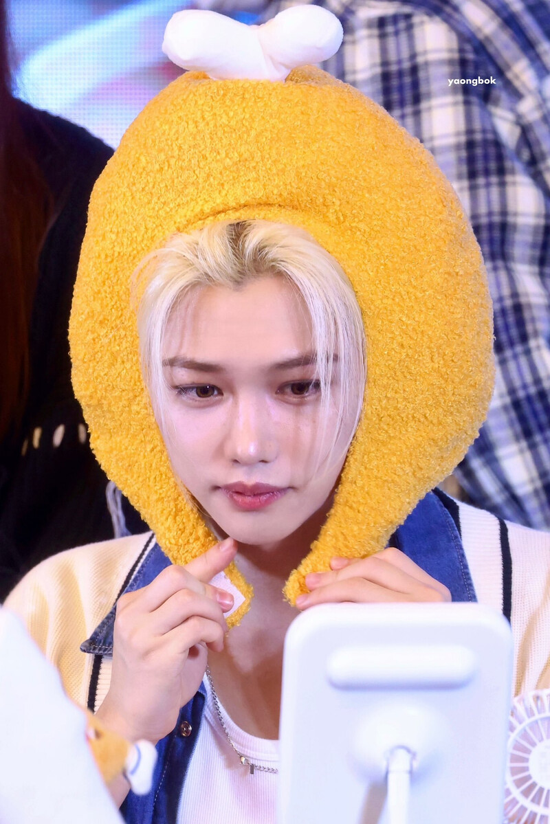 240203 StrayKids Felix - KMS Fansign Event documents 5