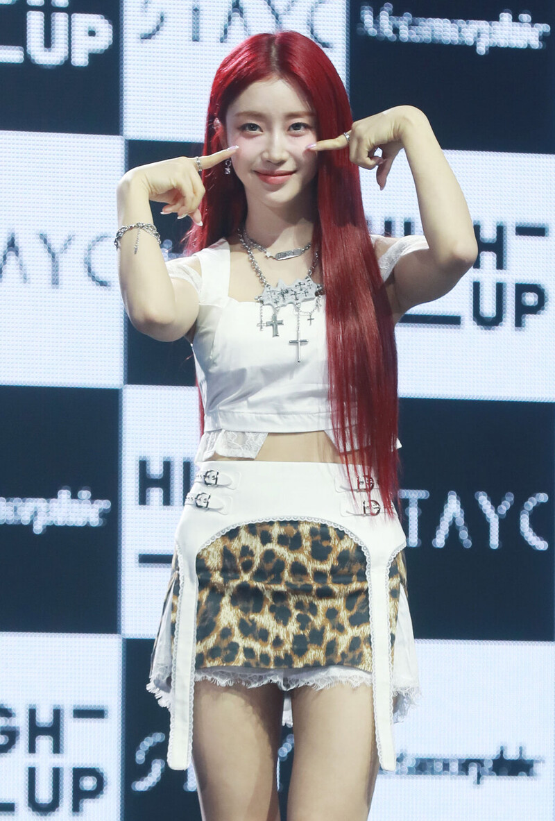 240701 STAYC Sumin - "Metamorphic" Comeback Showcase documents 3