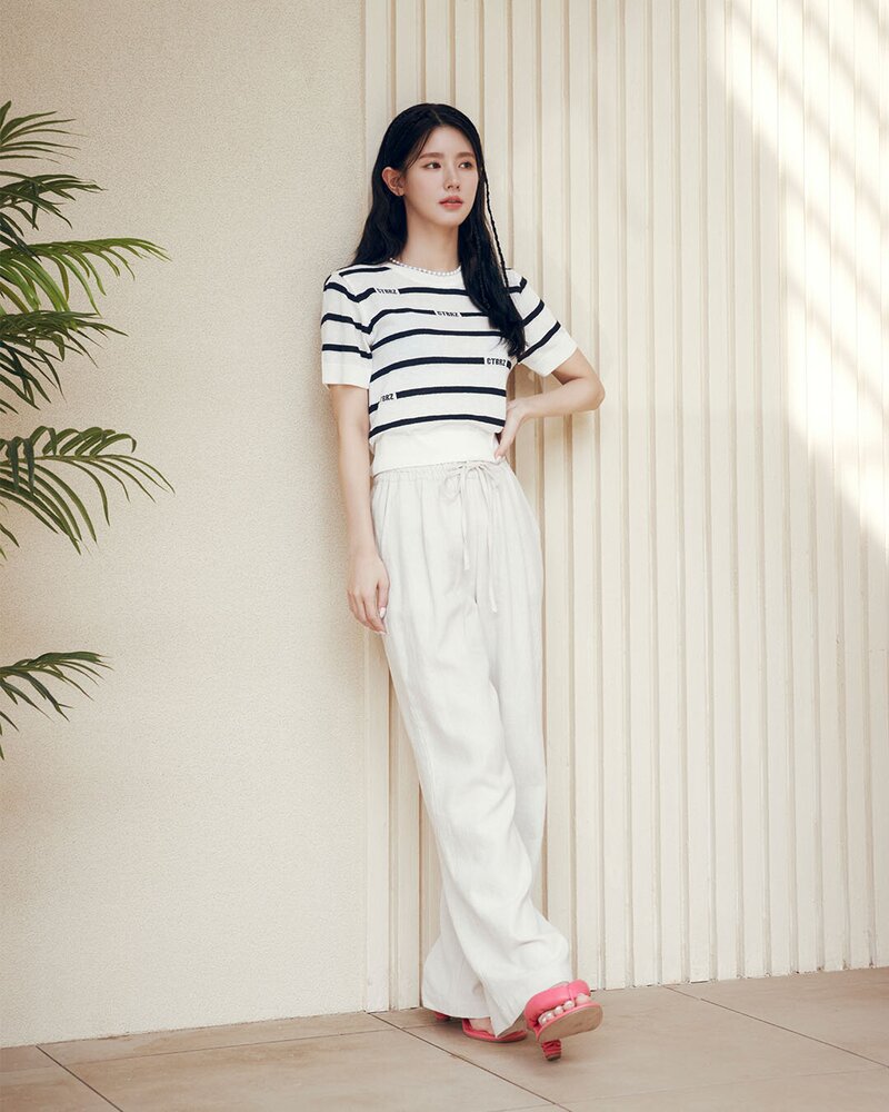 (G)I-DLE Miyeon for CTBRZ HS 23 Collection - Girl's Vacation documents 6