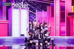 220113 Kep1er - 'WA DA DA' + Encore Stage at M Countdown