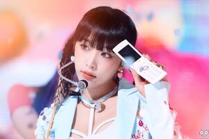 220814 YENA - 'SMARTPHONE' at Inkigayo