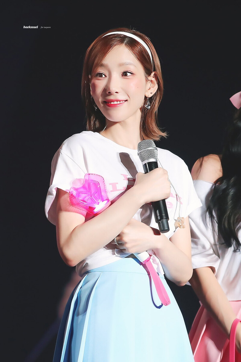 220903 SNSD Taeyeon documents 13