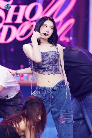 240704 Chae Yeon - 'Don't' at M Countdown