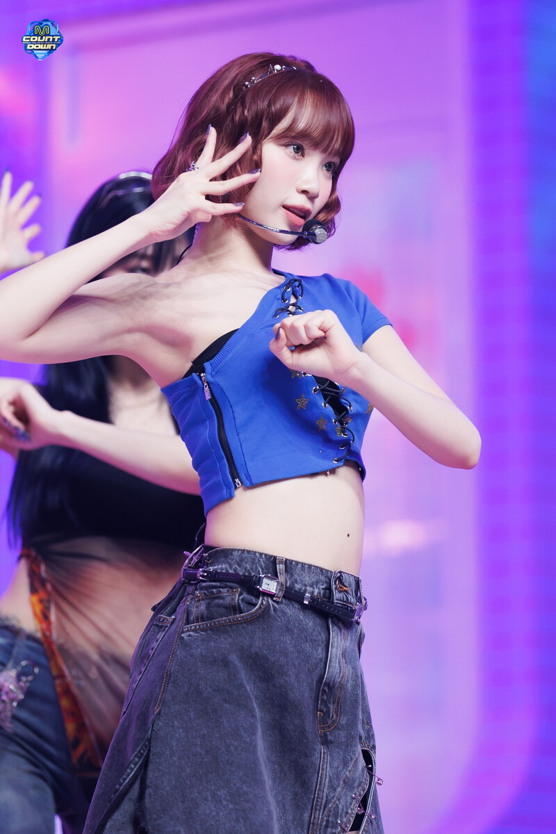 240905 LE SSERAFIM Chaewon - 'CRAZY' + '1-800-hot-n-fun' at M COUNTDOWN documents 13